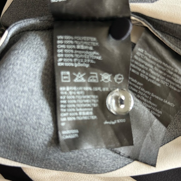 H&M Navy and Cream Wrap Dress - Picture 11 of 11